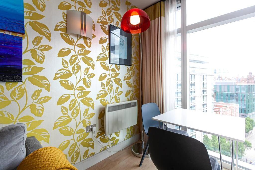 Iconic Luxury Manchester Apartment Luaran gambar